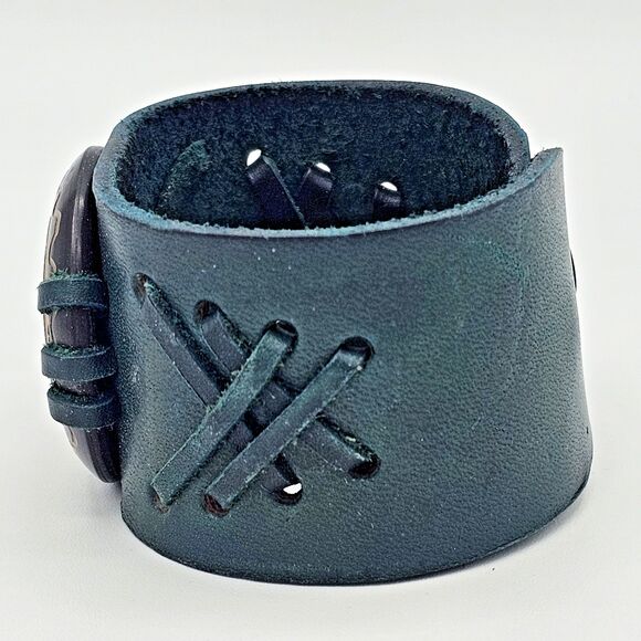 Indian Head Leather Cuff Bracelet Carved Tribal Biker Native American Western - Picture 4 of 7